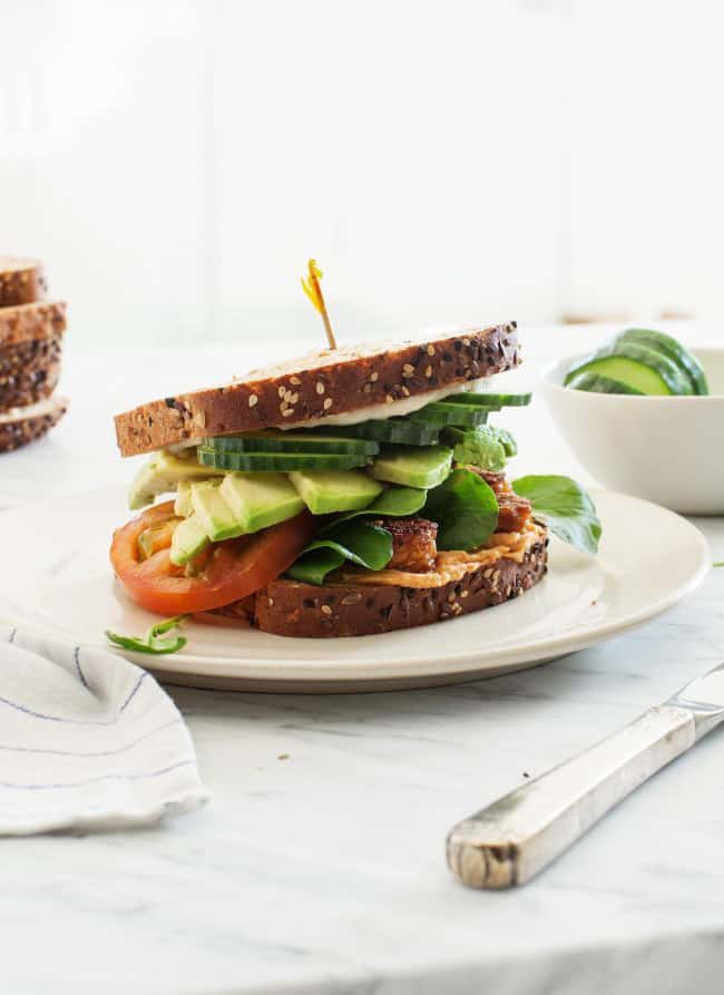 Looking for the best Vegan Sandwich Ideas? Here’s a list of incredibly delicious and nutritious vegan sandwich recipes for you vegan lovers! These are the best vegan sandwiches recipes you'll ever find! Perfect for your work, school or on the go lunchbox! #mealprep #vegan #lunchideas #lunchboxideas #sandwichrecipe #healthyrecipes
