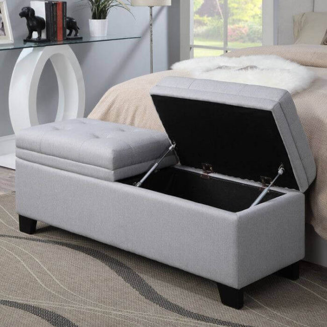 Small Bedroom Organization Ideas: Well Hidden Box Seat Storage #smallbedroomideas #smallbedroomstorageideas #spacesaving #bedroomideasforsmallrooms