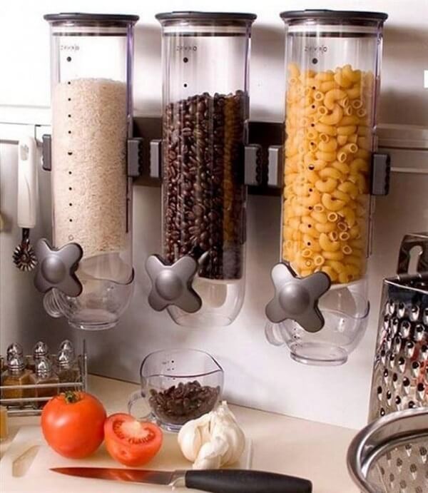 Install a wall-mounted food dispenser. #Kitchen #KitchenOrganization #KitchenDecor #KitchenStorage