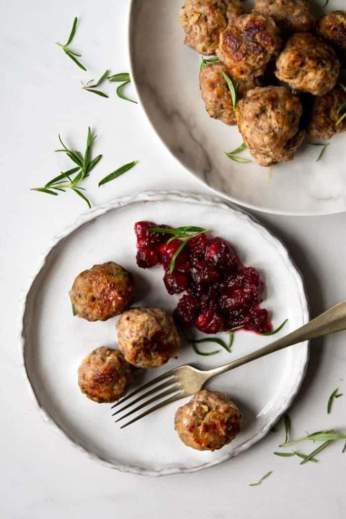 Sausage Stuffing Balls – Juicy And Delicious via Inside the Rustic Kitchen. Easy, simple, and flavorful Christmas lunch ideas for your families! They're also the perfect meal prep recipes so you can save time during this busy season! Christmas recipes #holidays #recipe #healthymeals. make ahead