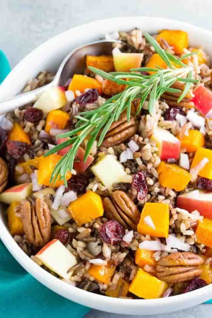 Roasted Butternut Squash Wild Rice Salad with Apple and Cranberries via Kristine’s Kitchen. Easy, simple, and flavorful Christmas lunch ideas for your families! They're also the perfect meal prep recipes so you can save time during this busy season! Christmas recipes #holidays #recipe #healthymeals. make ahead