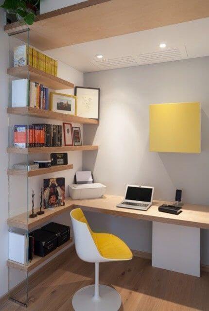 These creative home office ideas will make anyone working from home feeling motivated! From Scandinavian home office designs to chic and stylish to minimalist, and more. Whether you have big or small workspaces, you’ll find some great home office ideas that will inspire you! #smallhomeofficeideas #homeofficeideasforwomen #homeofficeideasformen #homeofficeideasonabudget