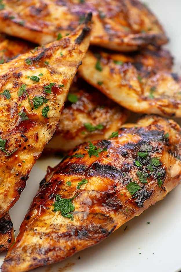 Grilled BBQ Chicken Get The Full Recipe On Buns in My Oven. These 45+ mouth-watering healthy chicken breast recipes are all you need to start your week right! Easy, simple, perfect for lunch and dinner! Find oven-baked/ grilled/ slow cooker chicken breast recipes for kids to love!
