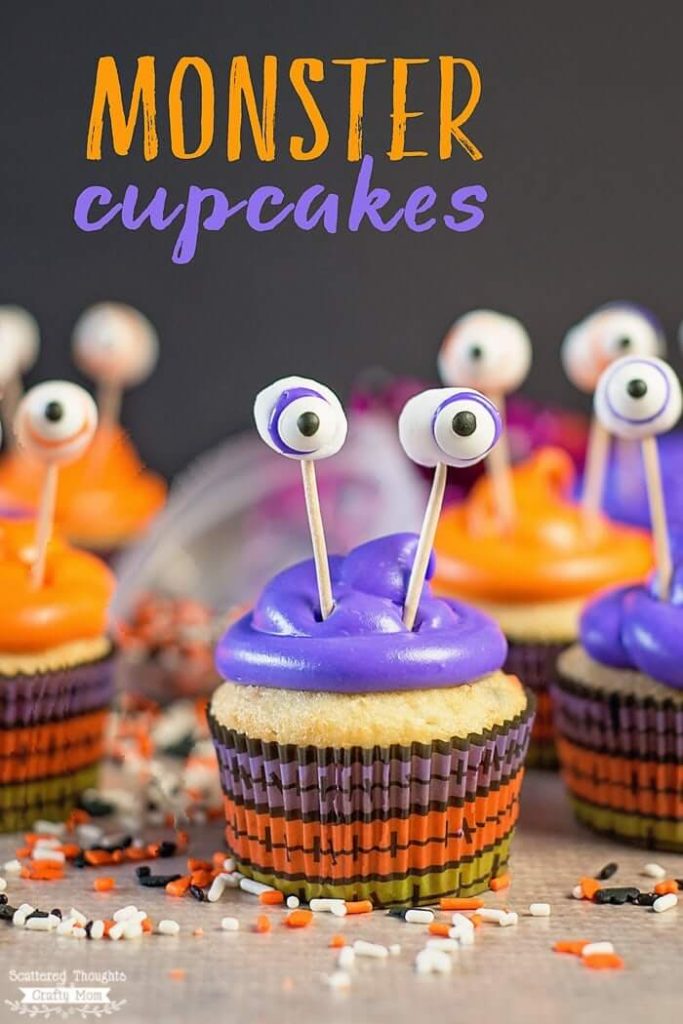 Get creative with these easy cute Halloween cupcake ideas your kids will devour! Add these yummy cupcake recipes to your Halloween party foods and start baking! halloween cupcakes ideas | halloween cupcakes decorations | halloween cupcakes for kids | halloween cupcakes easy | halloween cupcakes | halloween cupcakes decoration scary | Image via Scattered Thoughts of A Crafty Mom
