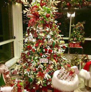 38 Gorgeous Christmas Tree Decorations Ideas - SHARP ASPIRANT