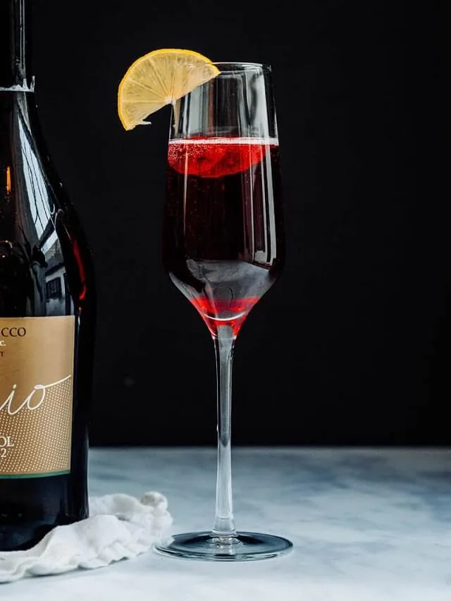 Kir Royale - valentine's day drinks