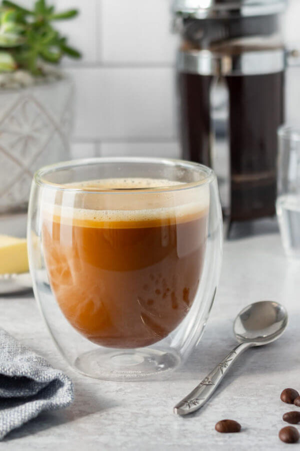 keto coffee recipes. If you're following the ketogenic diet, then you're going to love these delicious, creamy, and sweet keto coffee recipes!