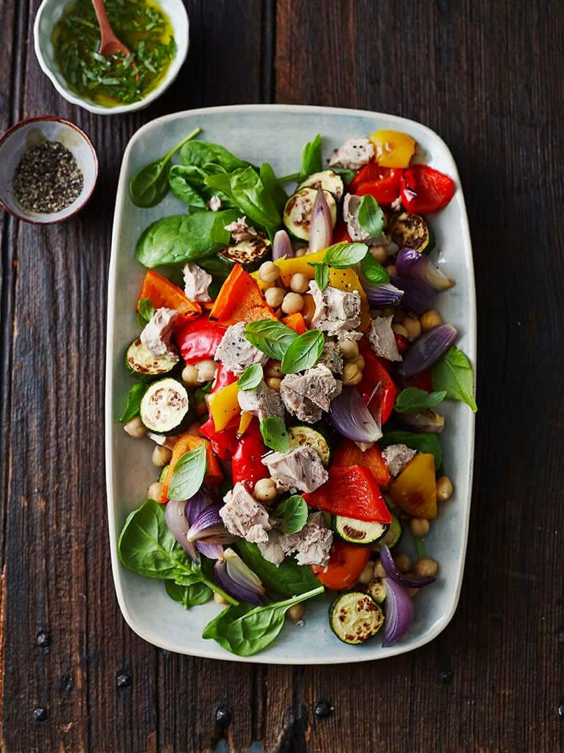 These weight watchers lunch recipes are seriously healthy, light, and ready in less than 30 minutes! You'll want to try these right now!