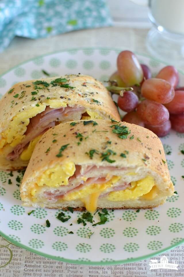 Cheese, ham, and egg Breakfast Rolls are a fun new way to serve all of your favorite breakfast foods!
