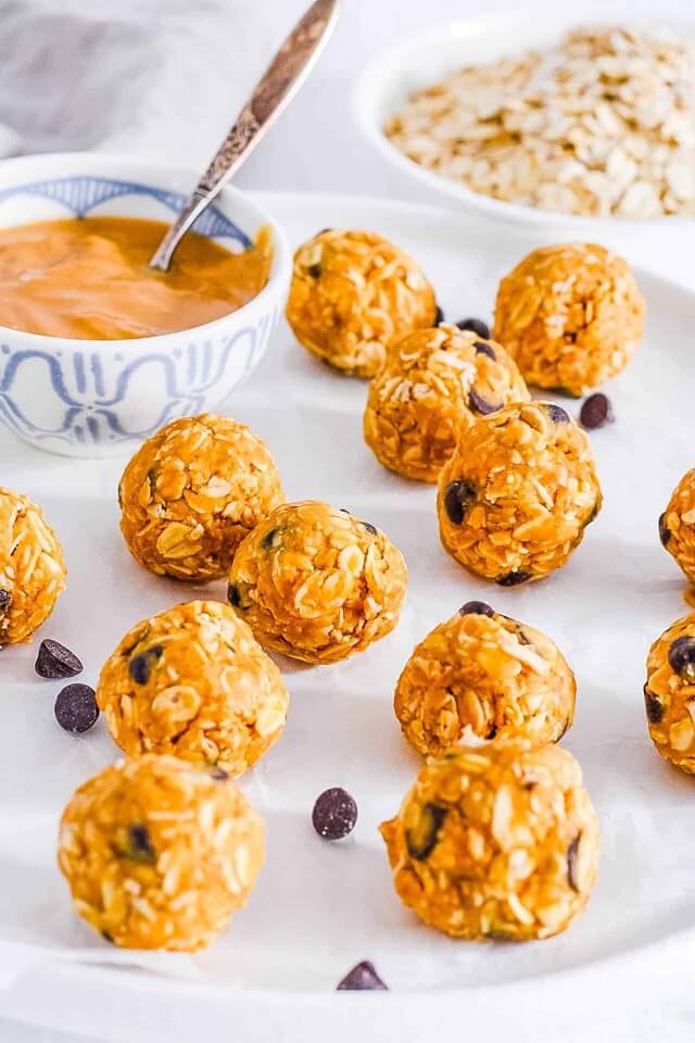 No-Bake Peanut Butter Bliss Balls