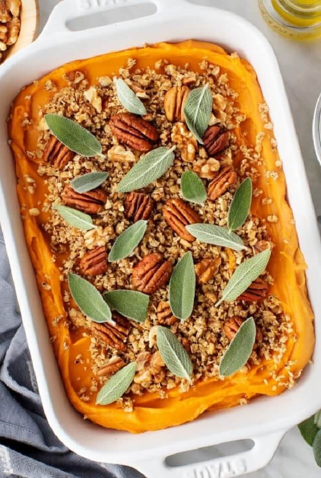 The best Thanksgiving side dishes recipes are here! These 17 sides, which range from sweet potato casserole to fresh cranberry relish, will make your visitors pleased and satisfied.