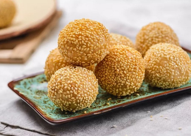 These easy traditional Chinese New Year desserts are ideal for cheering in the new year, but they're also delicious any time of year.
