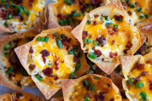 These Super Bowl snacks are a must-have whether you're having a large gathering with friends or a small viewing party with family. Check them out now!