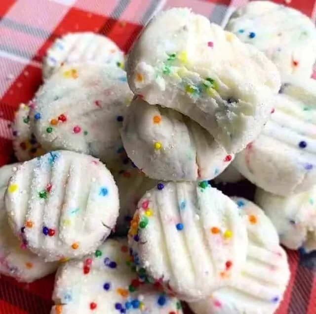 Keto Cream Cheese Mints