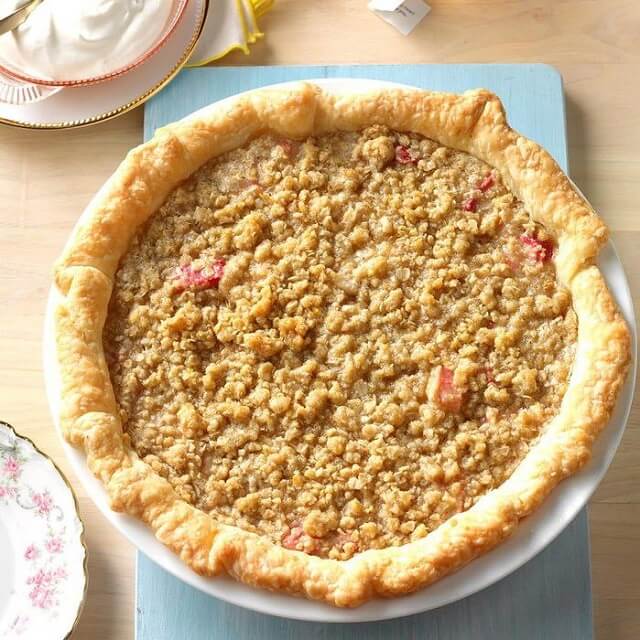 These crowd-pleasing Easter pies recipes will give you even more reason to cheer this Easter! From meaty and savory to sweet and fruity, these homemade pies are fantastic complements to any Easter celebration!