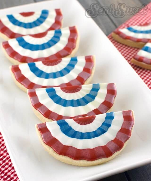 Airbrushed Patriotic Bunting Cookies