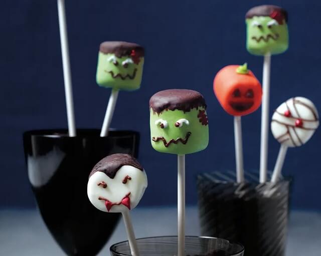 These fun Halloween recipes make Halloween even more fun! They are delectable, flavorful, and simple to prepare at home. Give them a try now!