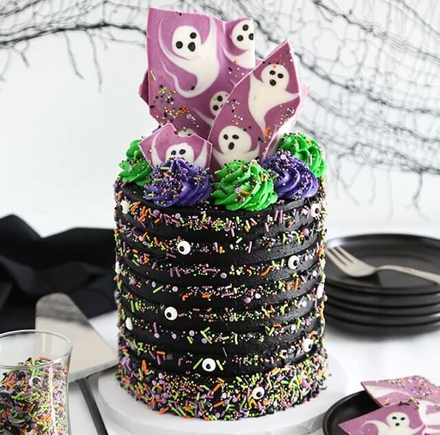 make this creepy-cute sprinkle cake.