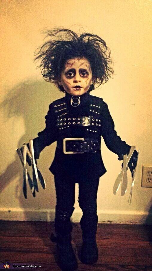 Edward Scissorhands. If you're running out of fresh ideas on the best kids Halloween costumes, then keep on browsing these pictures of Halloween costumes. We have an amazing list of scary + cool Halloween costumes perfect for toddlers and kids - boys and girls!