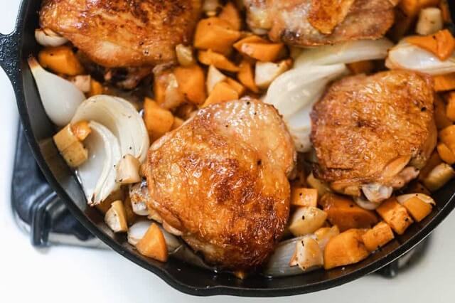 Maple Roasted Chicken With Sweet Potatoes And Apples