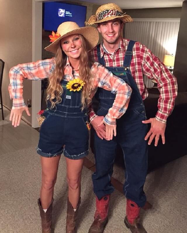 27 Easy Couple Halloween Costumes You'll Want to Copy - Sharp Aspirant