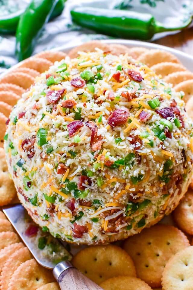 Cold appetizers are the best kind for party hosts. They're not only guaranteed to win over the crowd, but they're also straightforward to make! Check these out now!