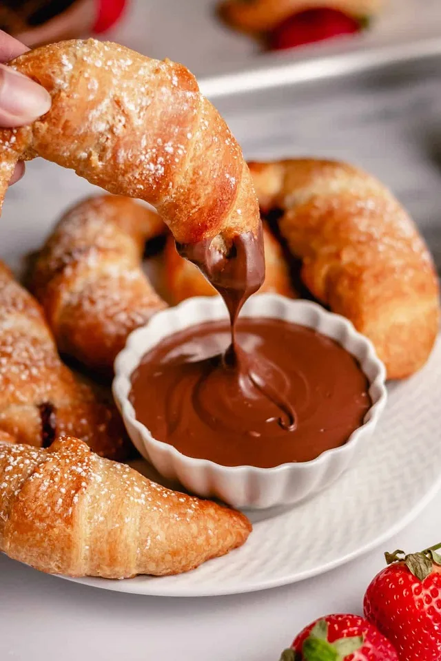 Nutella Crescent Rolls
