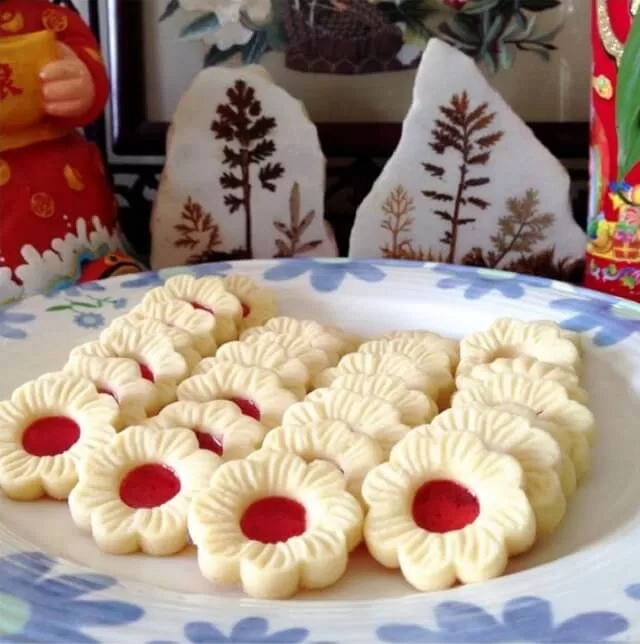Are you looking for quick and simple Chinese New Year cookies to prepare over the weekend? Sharp Aspirant is here to assist you!