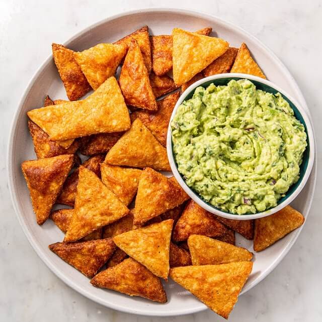 Keto snacks can be a lifesaver when you're trying to stick to a low-carb, high-fat diet. Whether you're looking for something sweet, salty, or crunchy, there's a keto snack for everyone. 