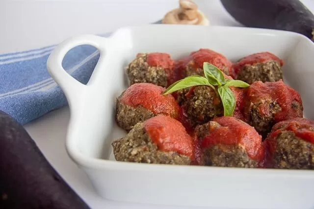These tasty meatballs are made with a mixture of eggplants and mushrooms and can be baked or air-fried for a crispy texture.