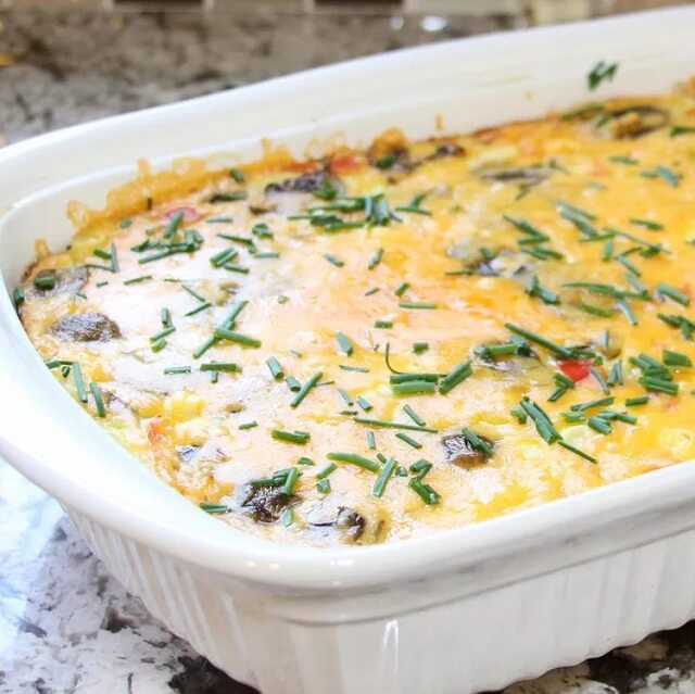 Simplify your mornings with these easy breakfast casserole recipes! Whether you're craving hash browns, French toast, or the classic combo of sausage and cheese, these dishes serve up some of the most fantastic breakfast options.