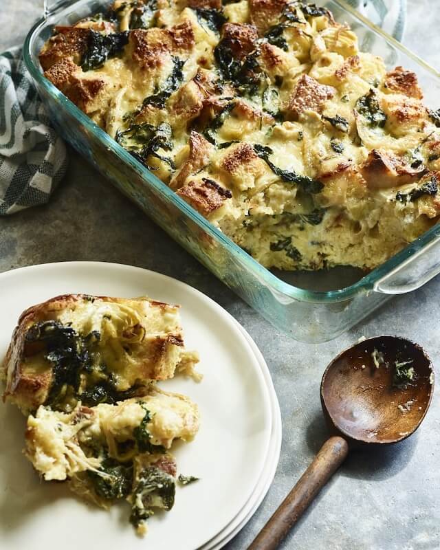 Simplify your mornings with these easy breakfast casserole recipes! Whether you're craving hash browns, French toast, or the classic combo of sausage and cheese, these dishes serve up some of the most fantastic breakfast options.