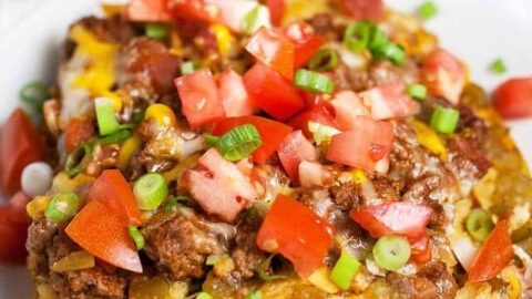 Get set for ground beef galore – beyond cheeseburgers and nachos. These irresistible ground beef casserole recipes are your gateway to flavor town!