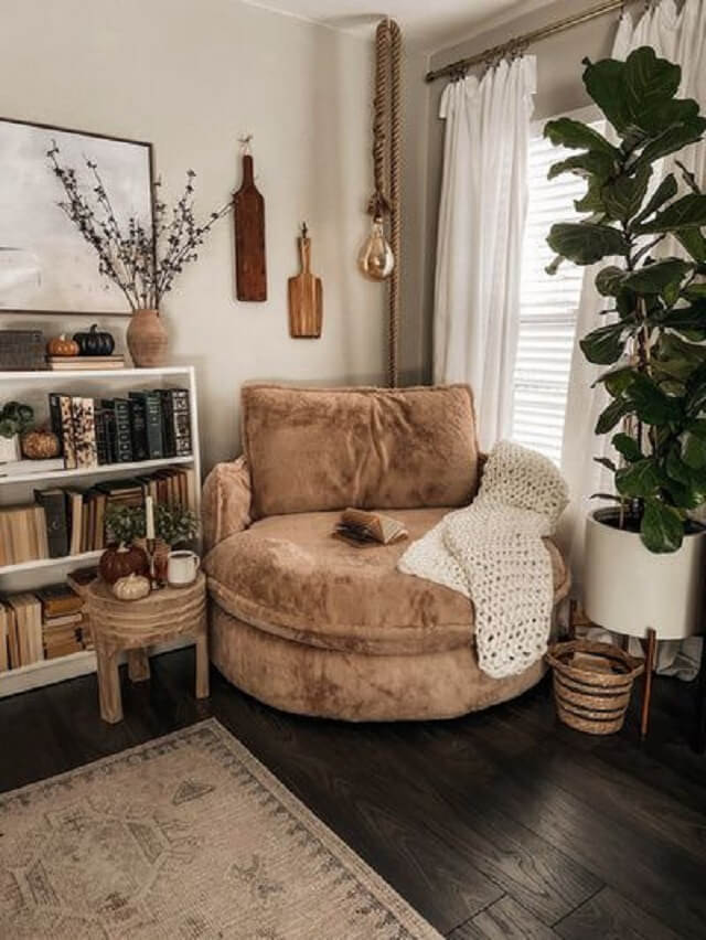 These cozy living room ideas will transform your space into a warm haven with stylish decor and comforting arrangements. Check them out now!
