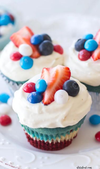 Made from a single batter and topped with a delicious cream cheese frosting, they’re ideal for any occasion!