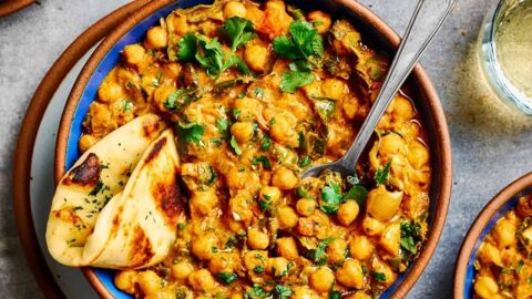 These 12 Indian vegetarian recipes that are so flavorful, you won't miss the meat. Spice up your meals today!