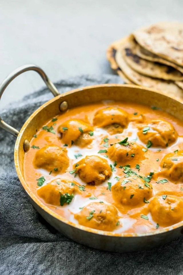 These 12 Indian vegetarian recipes are so flavorful, you won't miss the meat. Spice up your meals today!