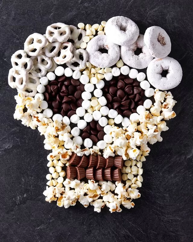 White Skull Snack Board