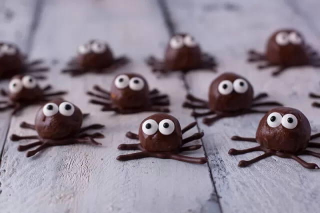 Chocolate Peanut Butter Protein Ball Spiders