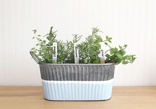 GARDENING GIFT BASKET