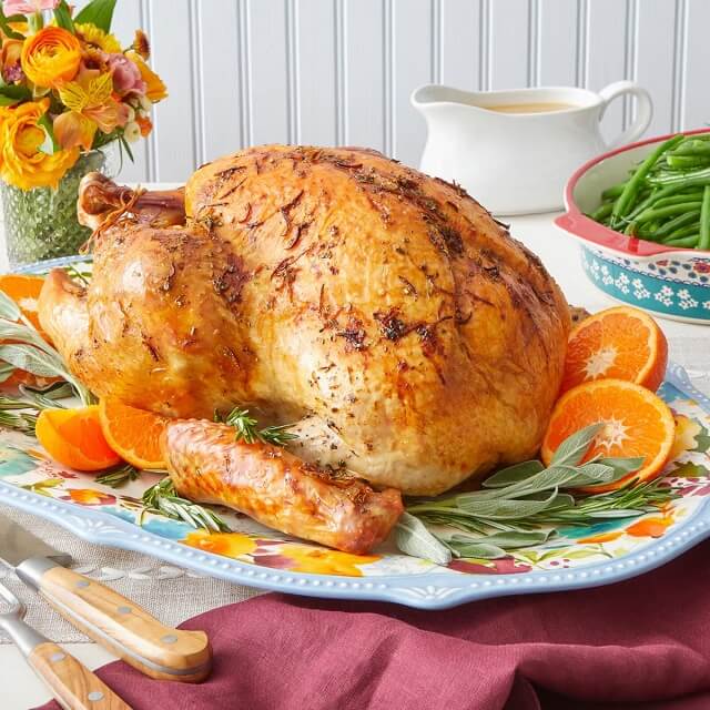 Tired of dry, boring turkey? These 12 Thanksgiving turkey recipes are here to save the day! Whether going out with a whole roast, keeping it simple with a turkey crown, or downsizing for a smaller gathering, there’s something here for everyone.