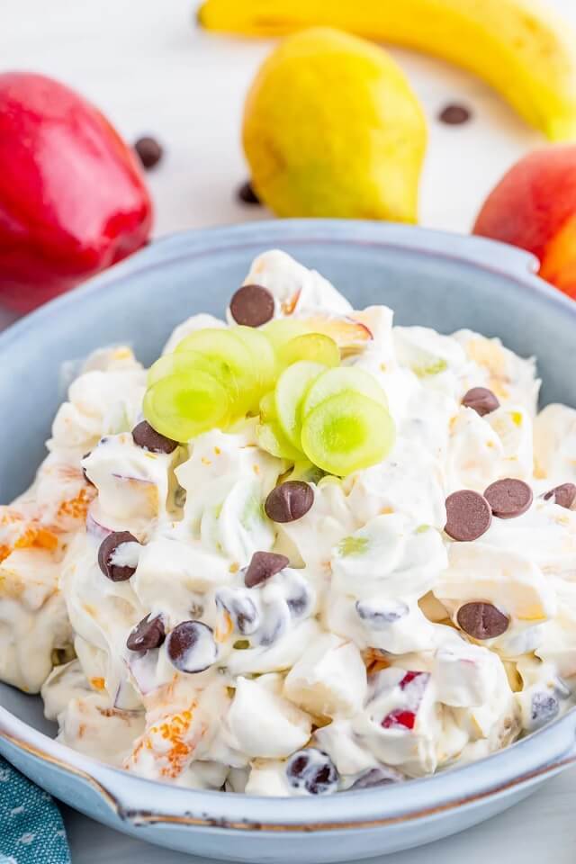 These Christmas fruit salad recipes add a fresh, festive touch to your holiday table! Packed with vibrant fruits and a sweet dressing, they’re a light and delicious crowd-pleaser.