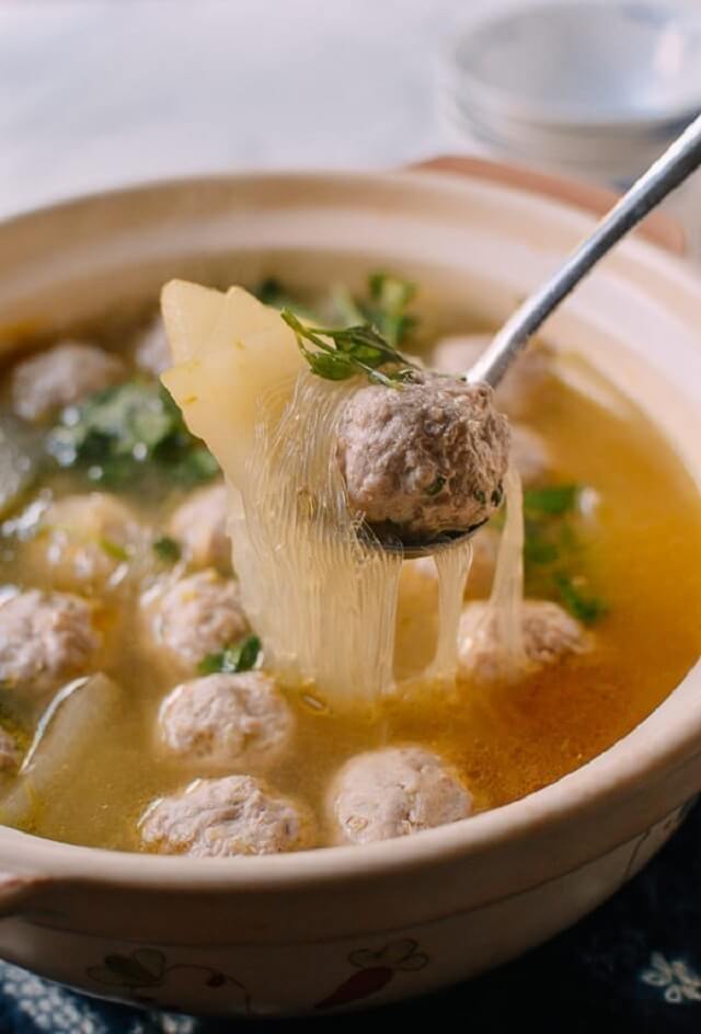 CHINESE WINTER MELON SOUP WITH MEATBALLS