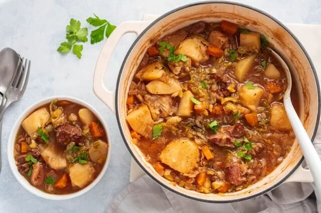 Warm up with these hearty Irish comfort foods! From stews to savory pies, these cozy dishes are perfect for March! Check them out now!