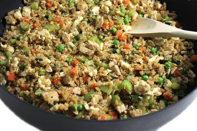 Cauliflower Fried Rice with Chicken