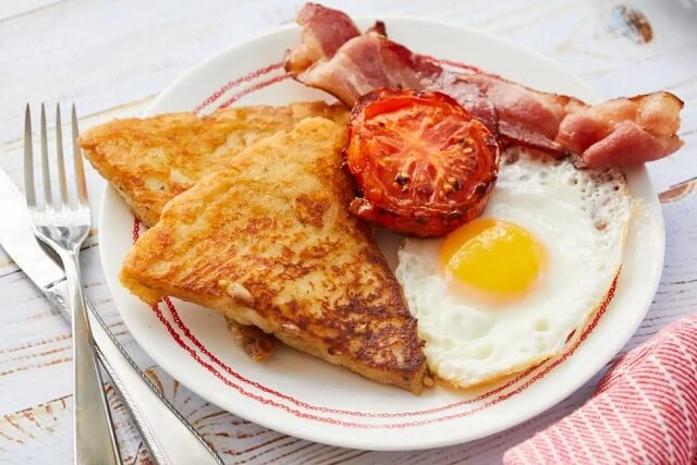 Pan-fried potato bread made with mashed potatoes.