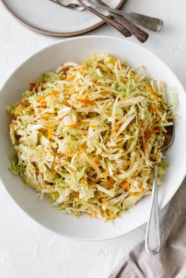 Coleslaw (Creamy or Vinegar-Based)