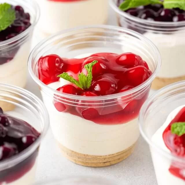 No oven, no problem! These no-bake 4th of July desserts prove you can keep cool and still impress your guests. From frosty bites to fruity layers, your Independence Day dessert table is about to be the sweetest (and chillest) spot at the party!