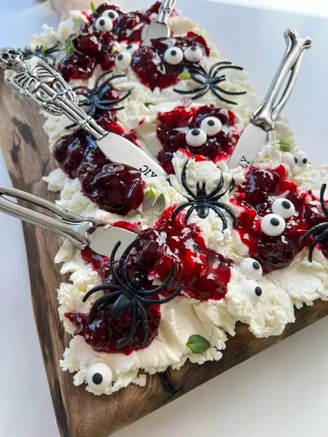 Serve spooky snacks in style with these 13 creepy Halloween charcuterie boards, perfect for parties, movie nights, or hosting.