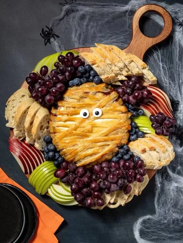 Mummy Baked Brie